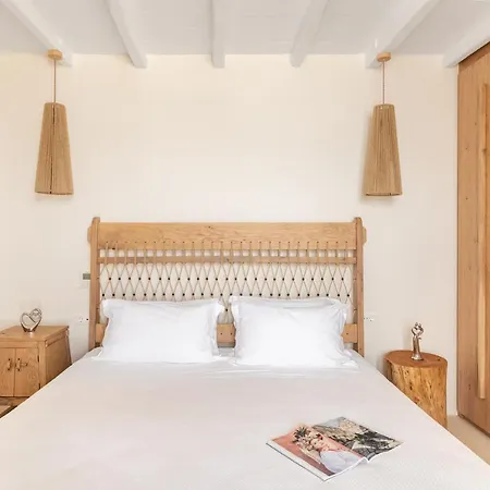 Veneta & * Mykonos Town