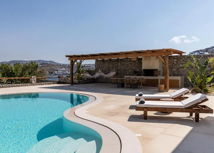 Veneta & Willa Mykonos Town