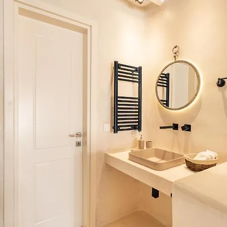 Veneta & * Mykonos Town