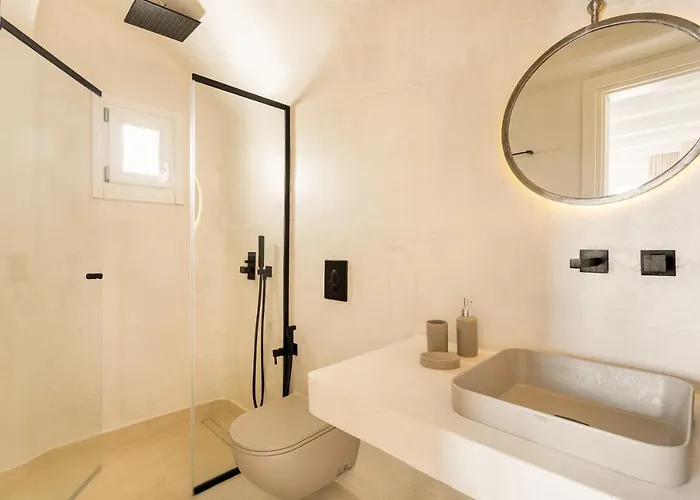 Veneta & * Mykonos Town