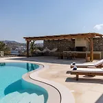 Veneta & Villa Mykonos Town