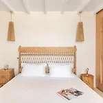 Veneta & * Mykonos Town