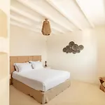 Veneta & * Mykonos Town