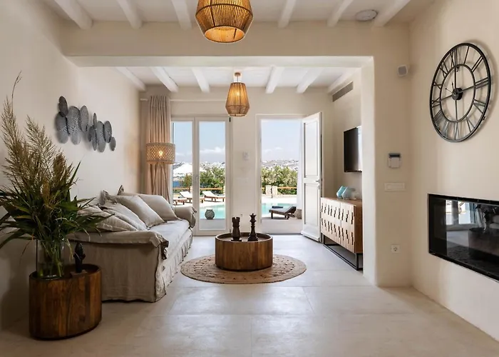 Veneta & Villa Mykonos Town